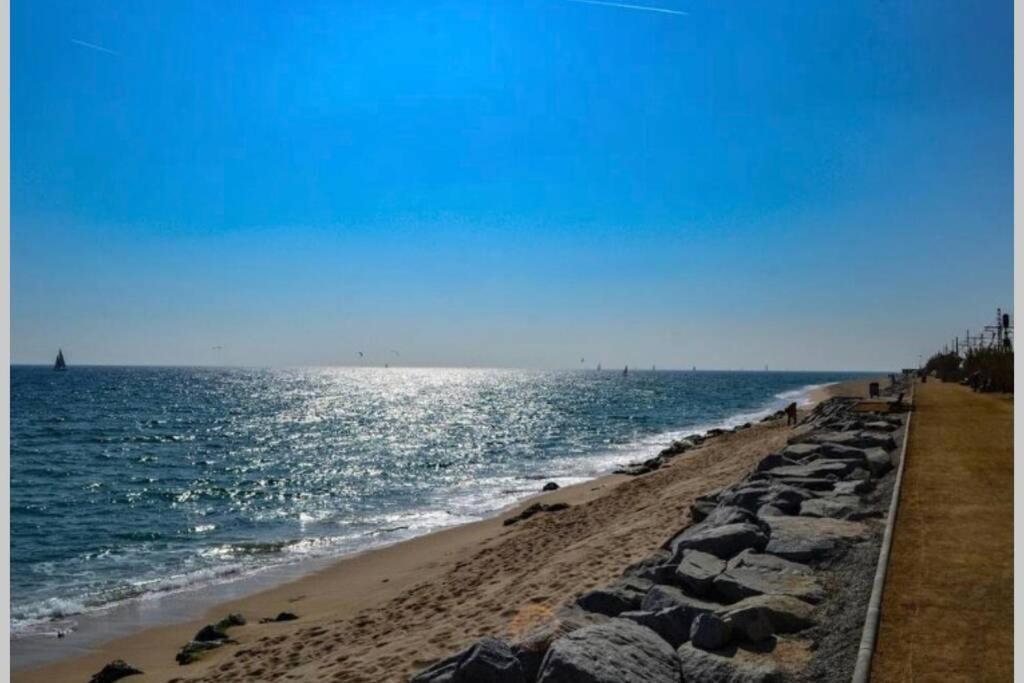 Residencial Costamar Next Bcn, 50M Beach With Swimming Pool Cabrera de Mar Esterno foto